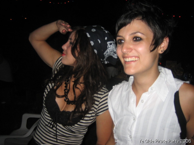 pirateparty06_140.jpg