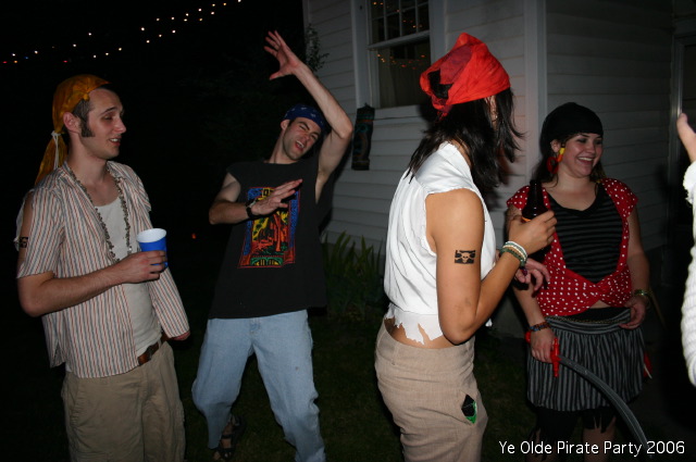 pirateparty06_232.jpg