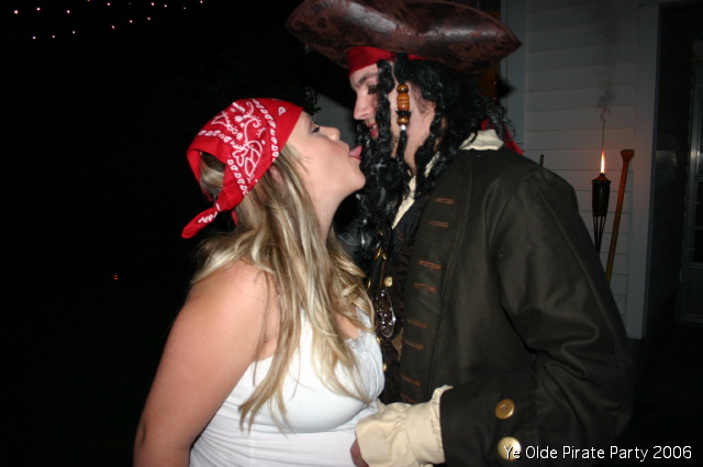 pirateparty06_255.jpg