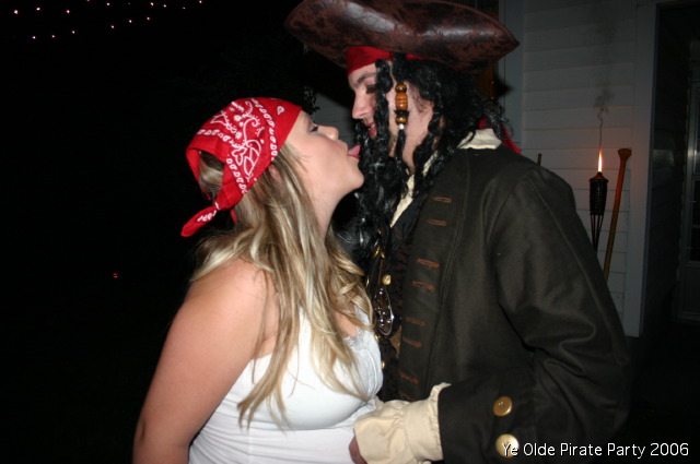 pirateparty06_255.jpg